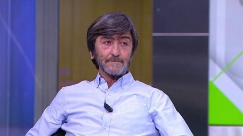 Rıdvan Dilmen: Beşiktaş tarihi bir maç oynadı, Fenerbahçe mahalle takımı gibiydi