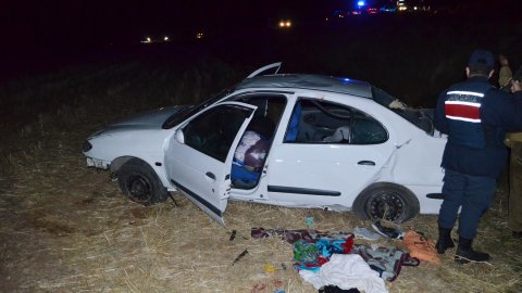 Tarım işçisi ailenin otomobili şarampole devrildi: Minik Meryem öldü, 4 yaralı