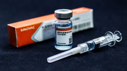 CoronaVac aşısının etkinliği yüzde 65.3 olarak açıklandı