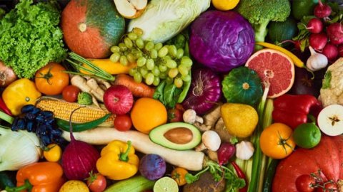 Uzmanından bağışıklık güçlendiren ‘renkli’ meyve sebze önerileri