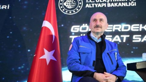 Bakan Karaismailoğlu: Türksat 5A uydusunun yörünge yükseltme operasyonları başlatıldı