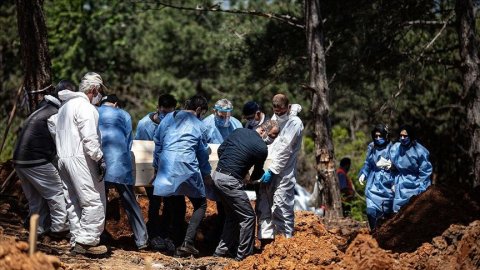 Türkiye'de son 24 saatte 6 bin 435 kişinin Kovid-19 testi pozitif çıktı, 159 kişi hayatını kaybetti