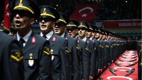 Jandarma Genel Komutanlığı'na 5 bin sözleşmeli uzman erbaş alınacak