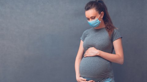 Pandemide hamilelerin en çok sorduğu 6 soru