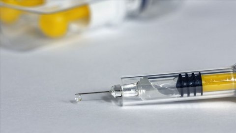 ABD, Pfizer ve Moderna'dan yüzer milyon doz daha aşı alacak