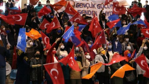AKP kongrelerinin faturası belli oldu! O kentlerde son durum