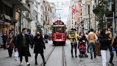 İstanbul Valisi Yerlikaya: Kademeli normalleşme sürecine geçiyoruz