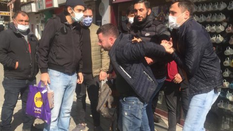 İstanbul Karaköy'de kapkapççıyı vatandaşlar yakaladı