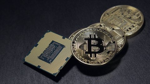 Bitcoin 58,000 doların üzerine yükseldi
