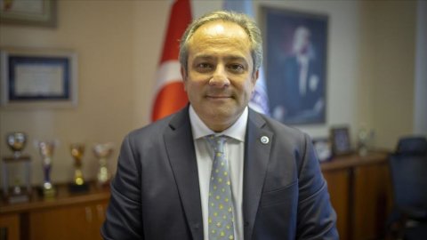  Bilim Kurulu Üyesi Prof. Dr. Mustafa Necmi İlhan, öğrencilerin velilerini uyardı