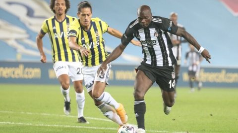 Derbide Beşiktaş iç saha, Fenerbahçe ise deplasman performansına güveniyor