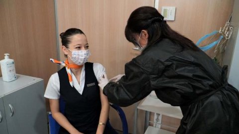 SunExpress uçuş ekiplerine de koronavirüs aşısı yapılmaya başlandı