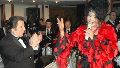 Türk sanat müziğinin usta ismi Zeki Çetin koronavirüs nedeniyle hayatını kaybetti