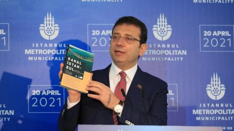 İmamoğlu: Kanal İstanbul’un Montrö ile gündeme getirilmesi manidar