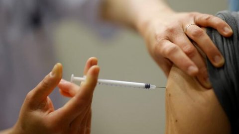 Grip aşısı olanlar neden koronavirüse karşı daha dirençli?