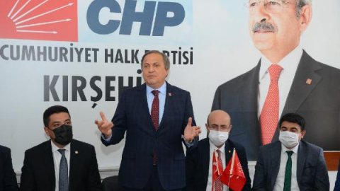 Seyit Torun, Kırşehir'de:  Kibre bakar mısınız, vatandaşa artık dürbünle bakıyorlar