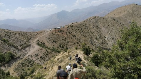 Erzurum'da dağlık arazide erkek cesedi bulundu