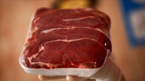 Sağlık Bakanlığından 'kurban etini 24 saat buzdolabında dinlendirin' uyarısı