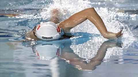 2020 Tokyo Olimpiyat Oyunlarında milli yüzücü Defne Taçyıldız yarı finalde