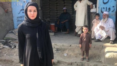 'Nagehan Alçı Afganistan’da' demişlerdi... Bakın o fotoğraf nerede çıktı