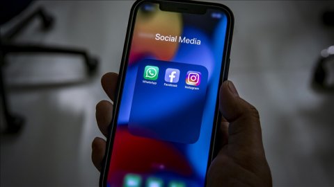 Facebook, Instagram ve WhatsApp kesintisi giderildi! Çökmenin nedeni belli oldu