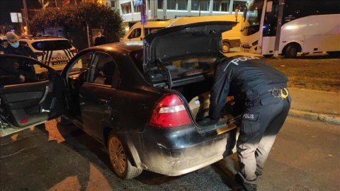 İstanbul'daki aranan 405 şüpheli yakalandı