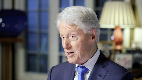 ABD'nin eski Başkanı Bill Clinton hastaneye kaldırıldı
