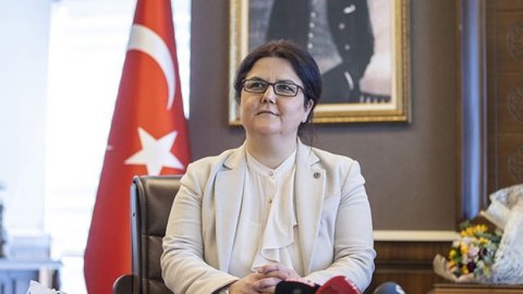 Bakan Yanık: "Türkiye vizyonuna uygun olarak sosyal yardım başvurularını e-devletten almaya başlıyoruz"