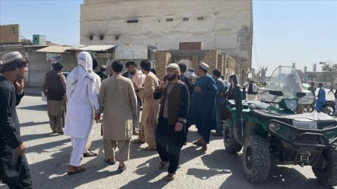 Afganistan'da camiye bombalı saldırı: En 30 kişi hayatını kaybetti, 200 yaralı