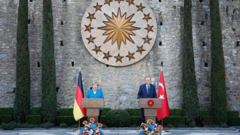 Erdoğan ile Merkel'den ortak basın toplantısı