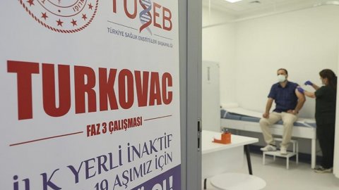 Prof. Dr. Özlem Azap'tan Türkovac uyarısı: Bilimsel makalesi bile yayınlanmamış bir aşı neden güçlendirici doz olarak sunuluyor?