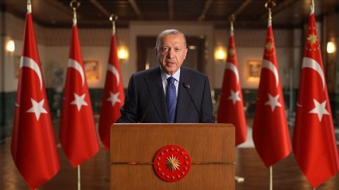Erdoğan: Ölümler virüse ve yetersiz sağlık hizmetlerine bağlanamaz