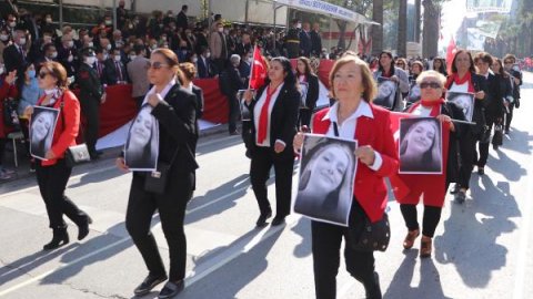 Denizli'deki geçit töreninde öldürülen Şebnem'in fotoğrafları taşındı