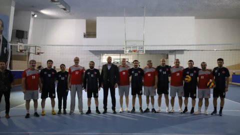 Kartal Belediyesi '2021 Voleybol Turnuvası' başladı