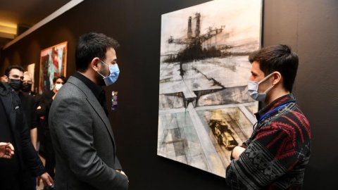 Genç sanatçılar Beşiktaş’taki sergide buluştu