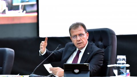 Mersin Büyükşehir Belediye Başkanı Seçer: “Ben Mersin’in her metrekaresine sahip çıkmak zorundayım”