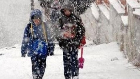 Eğitime kar engeli: Bu illerde okullar tatil