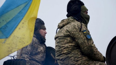 İngiltere, Ukrayna’ya tanksavar silahları gönderdiğini açıkladı