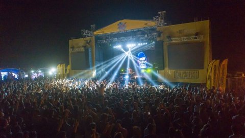 Rock Festivali’nin yeni adresi Burhaniye