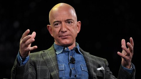 Jeff Bezos, sonsuz yaşam için en iyi bilim insanlarını işe alıyor