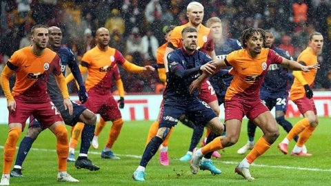 Trabzonspor karşısında 1-0 öne geçen Galatasaray'a 90'ıncı dakika şoku