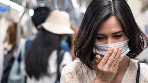 Maske zorunluluğu kalkmasıyla grip arttı, uzmanlar uyarıyor