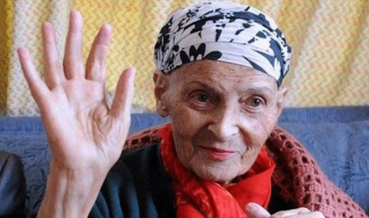 Türkan Saylan ölüm yıldönümünde anılıyor