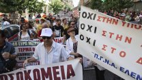 Yunanistan'da sağlıkçılar greve çıktı