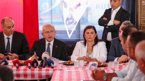 CHP Genel Başkanı Kılıçdaroğlu, Aydın'da şoför esnafı ile bir araya geldi