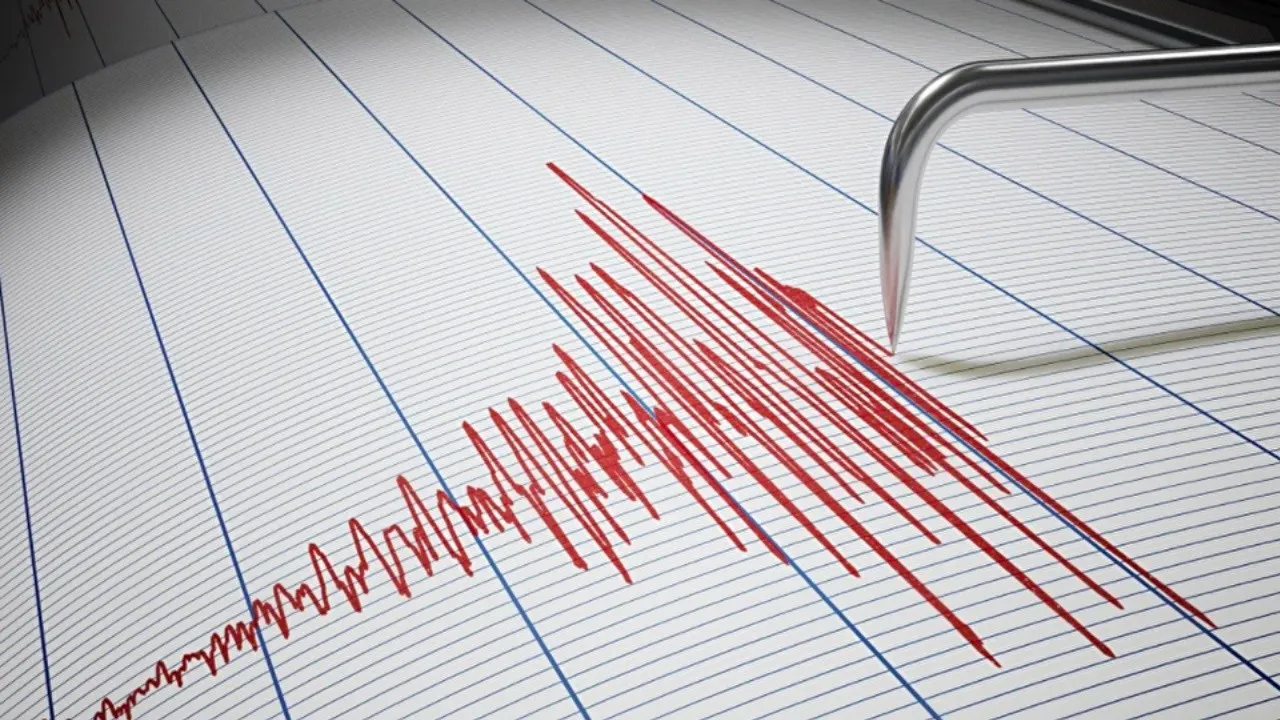 Pakistan'da 5,6 büyüklüğünde deprem meydana geldi