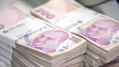 Hazine rekor kırdı: Temmuz'da nakit açığı  92,8 milyar lira