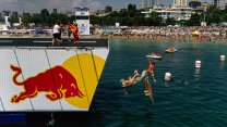 Red Bull Uçuş Günü yoğun katılımla Caddebostan Sahili'nde gerçekleştirildi