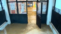 Beykoz'da bulunan Soğuksu İlkokulu sular altında kaldı