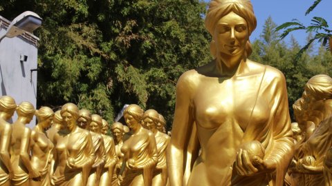 Altın Portakal Film Festivali'nin simgesi olan Venüs heykelleri Antalya ile buluşmaya hazır